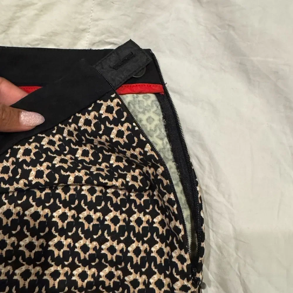 Cynthia Rowley Black and Cream Geometric Pencil Skirt